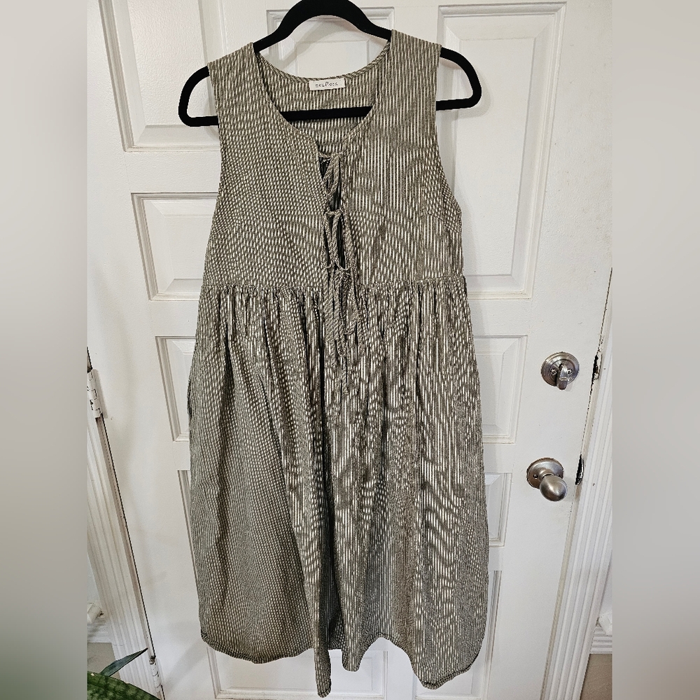 Neuflora Ada Dress in Sage